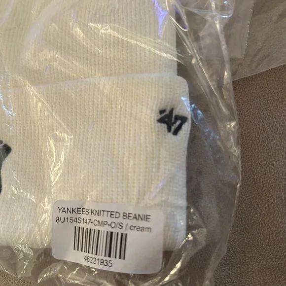 NWT Madhappy x Yankees '47 Knit Beanie- Cream - Picture 5 of 6